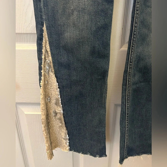 Anthropologie Pilcro The Letterpress Women's 26 High Rise Sequin Flare Jeans - Picture 4 of 7